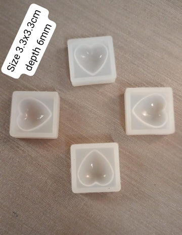 SRN262 HEART LOCKET MOLD SET OF 4