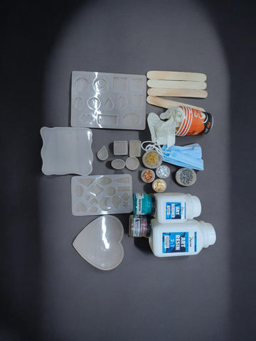 RESIN JEWELLERY KIT