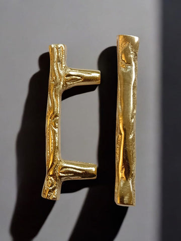TH 2 TRAY HANDLE