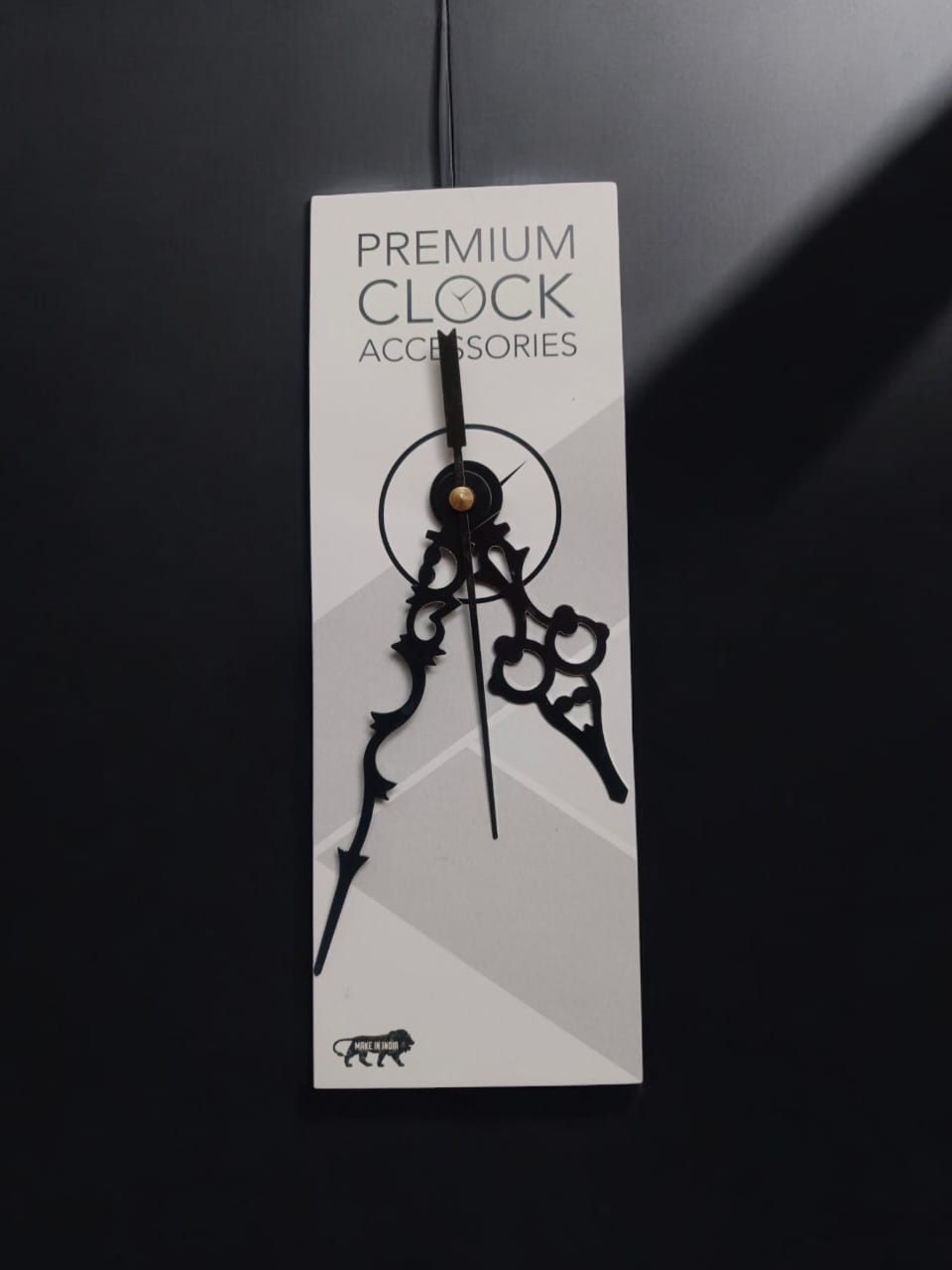 PREMIUM CLOCK NIDDLE BLACK
