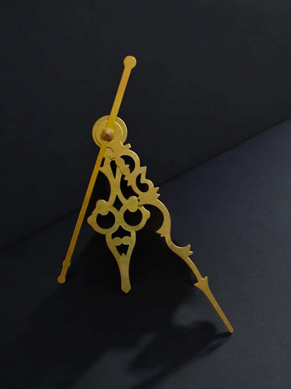PREMIUM CLOCK NIDDLE GOLD