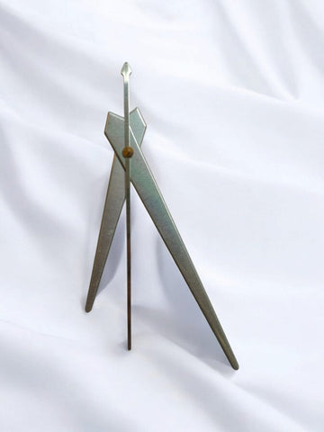 PREMIUM CLOCK NIDDLE SILVER