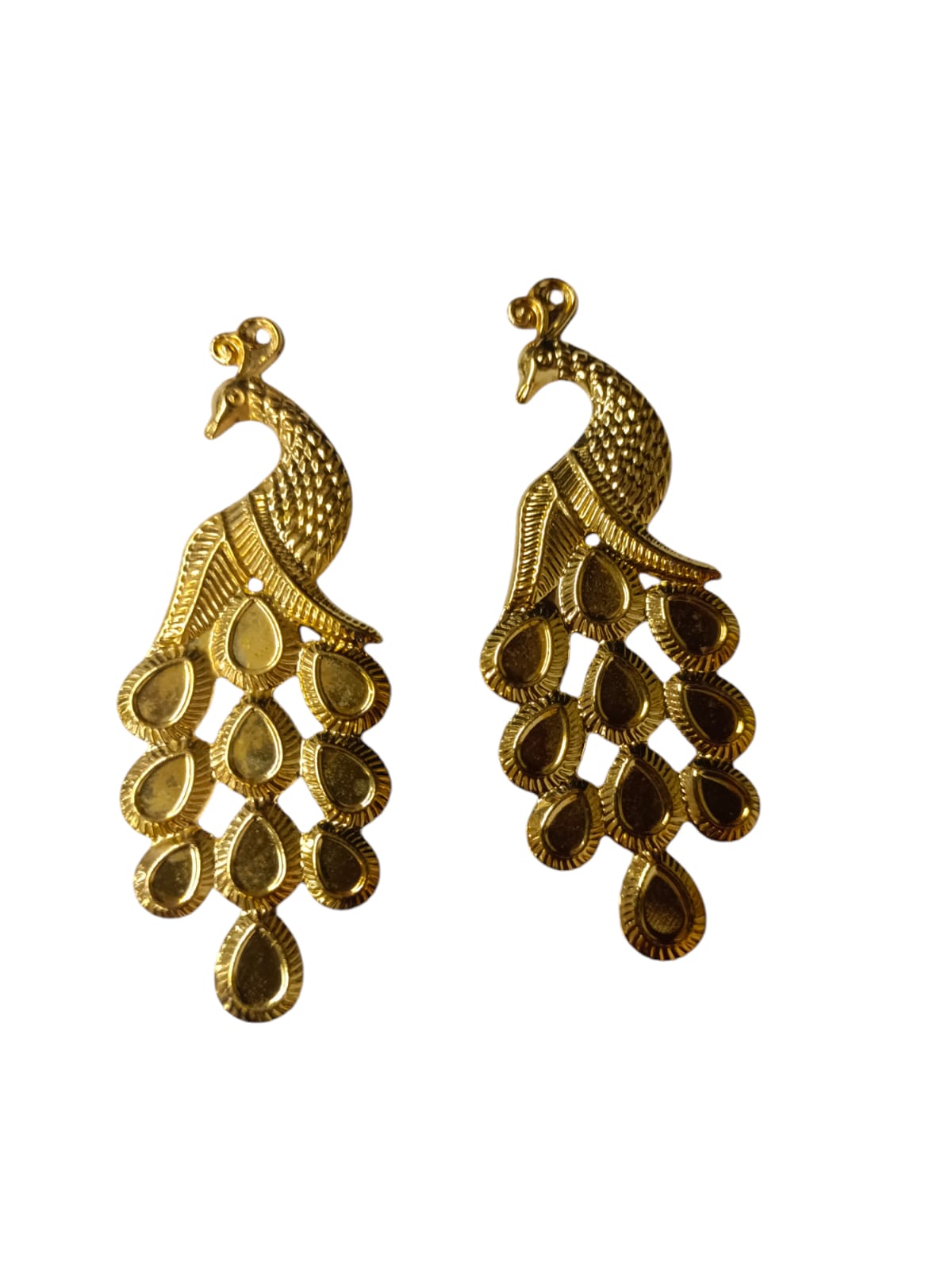RESIN PEAPOCK DESIGN GOLDEN