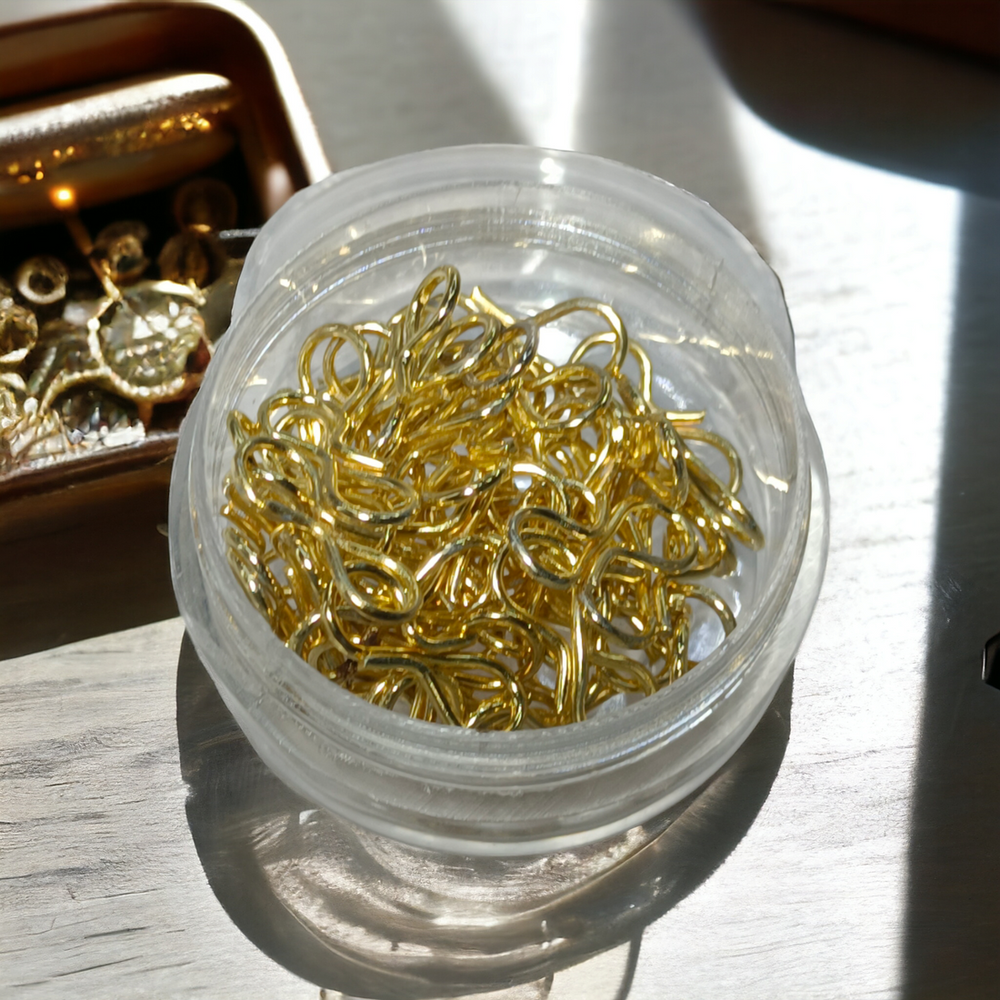 RESIN ACCESSORIES PACK OF 12