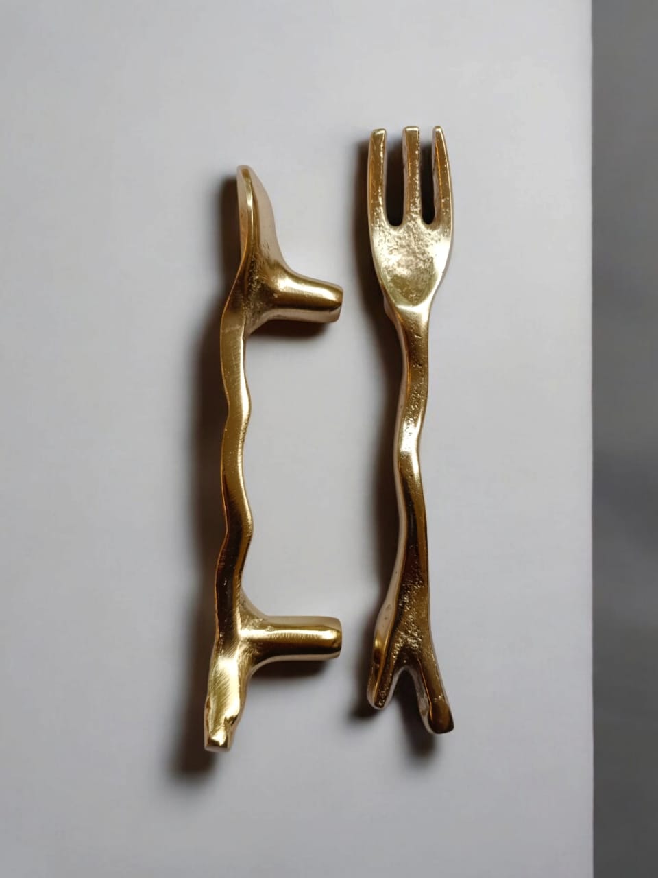 TH 16 SPOON AND FORK  TRAY HANDLE